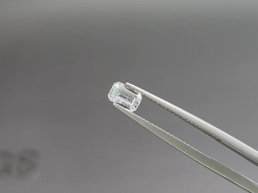 Aquamarin achteckig geschliffener 0,53 karat, Madagaskar  Image №3