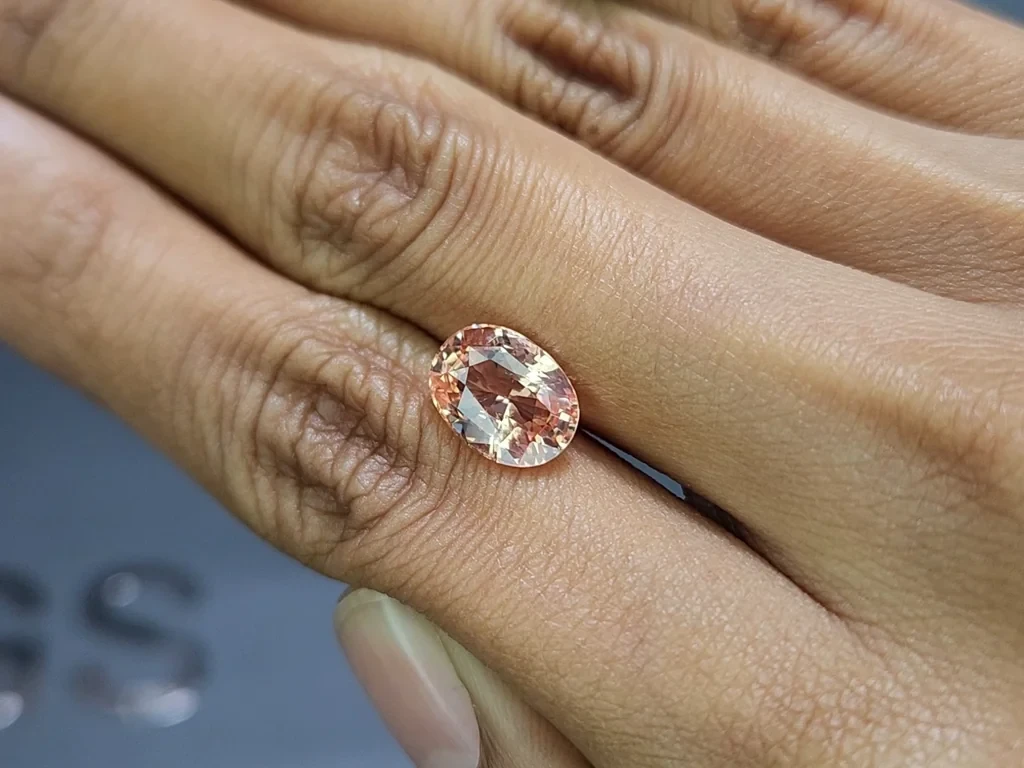 Unheated sapphire Padparadscha oval cut 4.00 carats, Madagascar Image №2