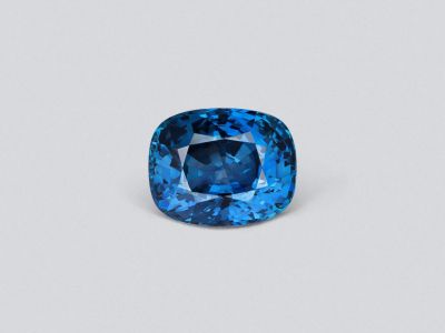 Unique unheated vivd blue sapphire in cushion cut 24.79 ct, Burma, GRS photo