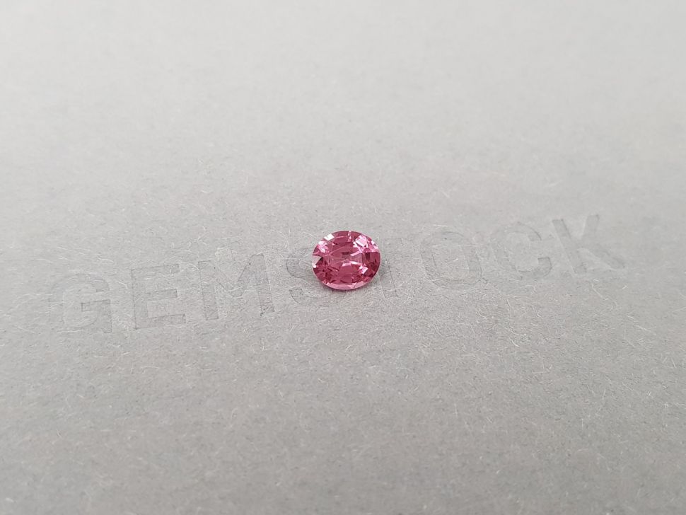 Pink Malaya garnet oval cut 0.70 carats, Tanzania Image №2