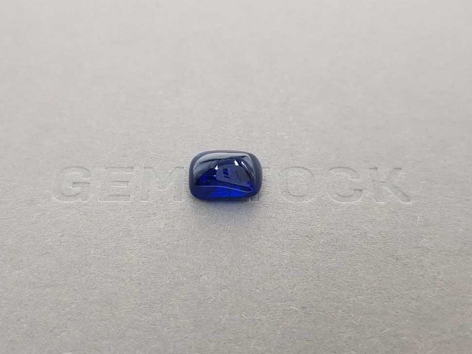 Unheated Royal blue sapphire in sugar loaf 5.37 ct, Burma Image №1