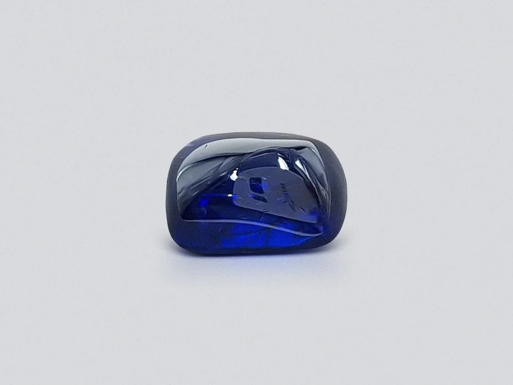 Unheated Royal blue sapphire in sugar loaf 5.37 ct, Burma Image №1