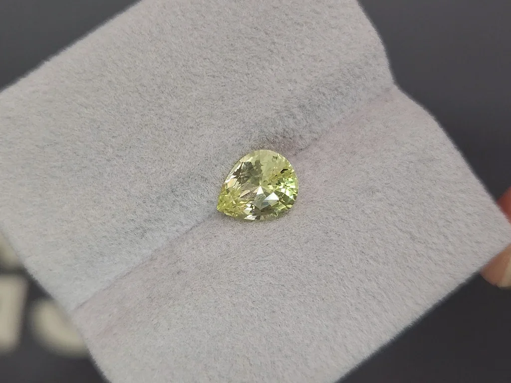 Chrysobéryl taille poire 1,72 carats, Sri Lanka Image №4