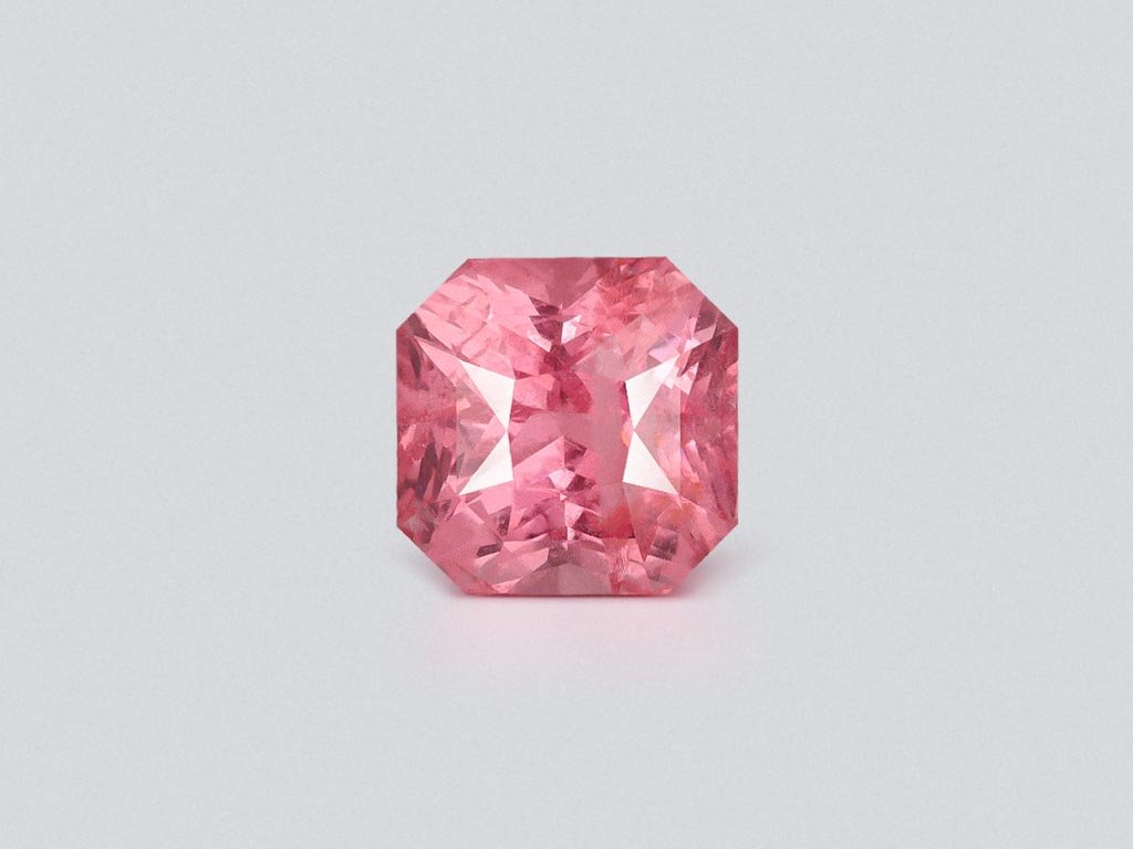 Espinela rosa mahenge de talla radiante de 3,08 ct, Tanzania  Image №1