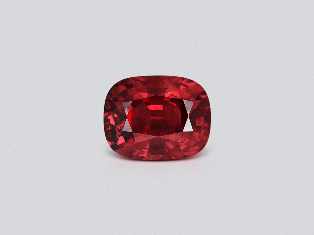 Granate Malaya de talla cojín grande de 10,28 carats, África Image №1