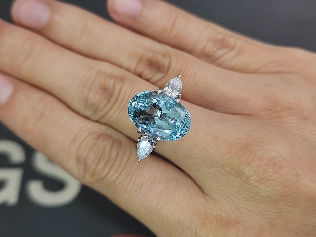 Aguamarina de talla ovalada de 8,26 carats, Madagascar  Image №5