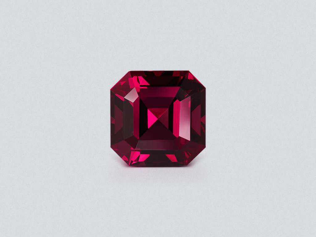 Granate rodolita talla Asscher de 5,92 quilates, África Image №1
