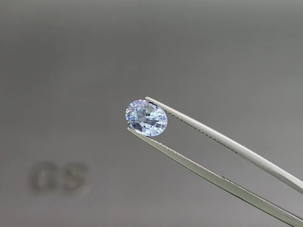 Saphir ovale bleu pastel, 1,60 carat, Sri Lanka Image №3