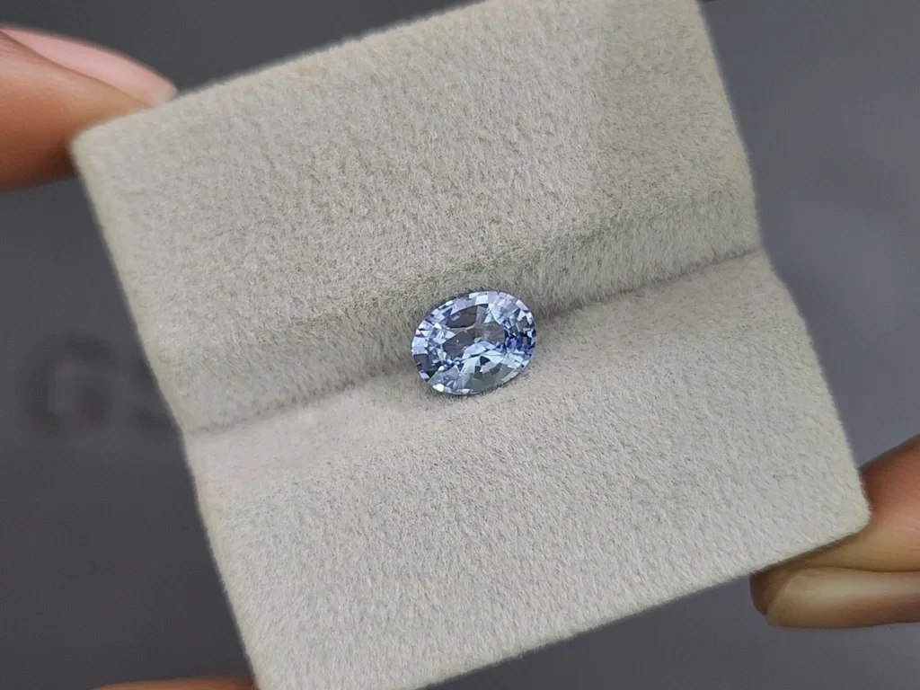 Saphir ovale bleu pastel, 1,60 carat, Sri Lanka Image №4