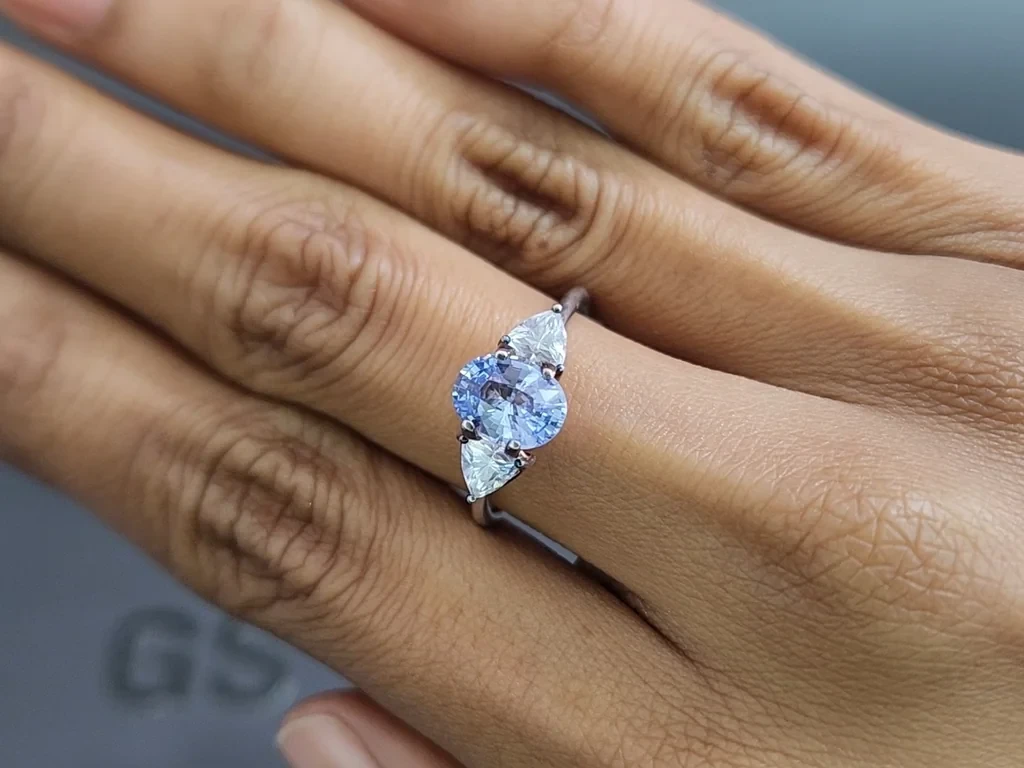 Saphir ovale bleu pastel, 1,60 carat, Sri Lanka Image №5