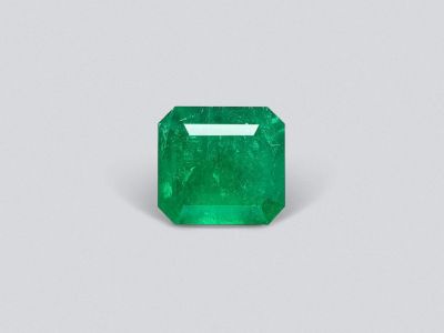 Vivid Green Emerald octagon shape 3.15 ct, Colombia photo