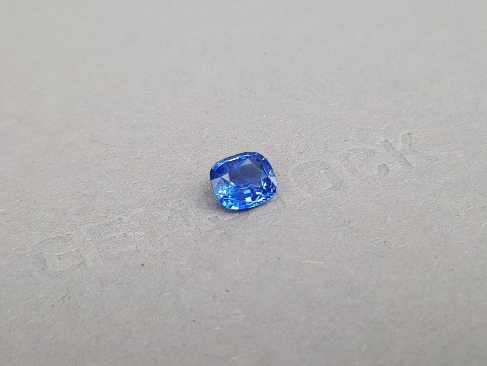 Unheated cushion cut cornflower blue sapphire 1.74 ct, Sri Lanka Image №2