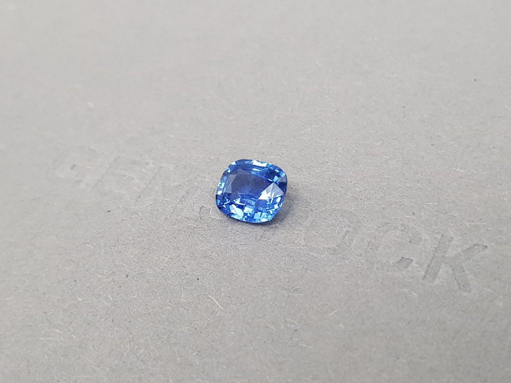Unheated cushion cut cornflower blue sapphire 1.74 ct, Sri Lanka Image №3