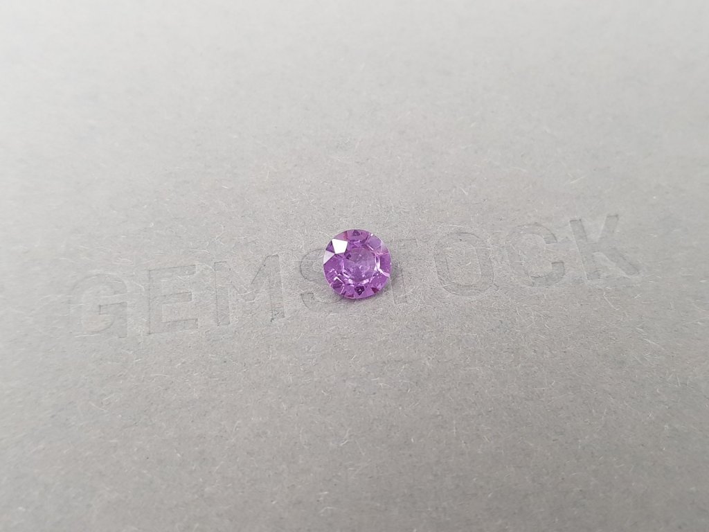Untreated violet sapphire from Madagascar in round cut 0.91 ct Image №2