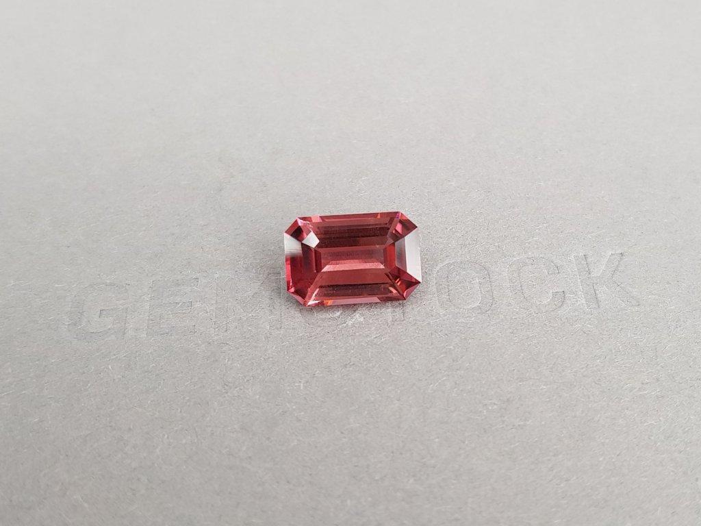 Red-orange tourmaline in octagon cut 4.06 carats, Nigeria Image №2