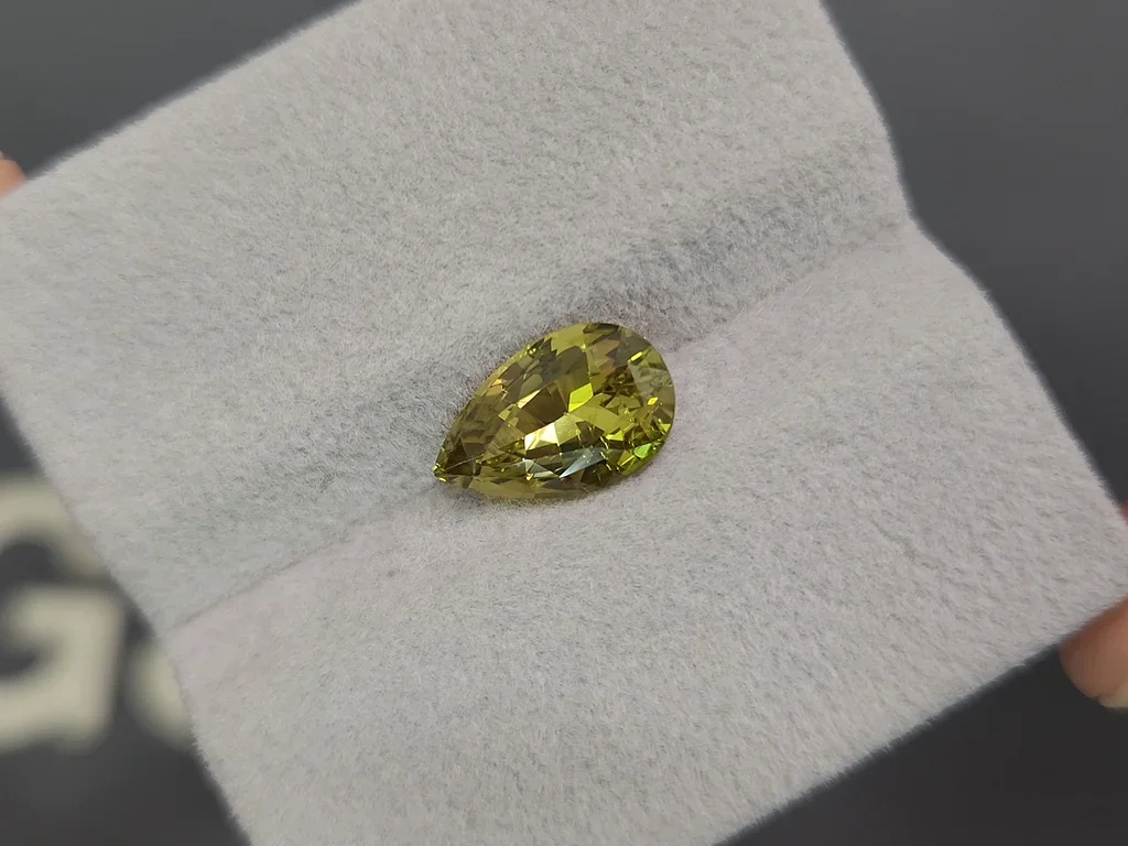 Chrysoberyl in pear cut 3.02 carats, Sri Lanka  Image №4