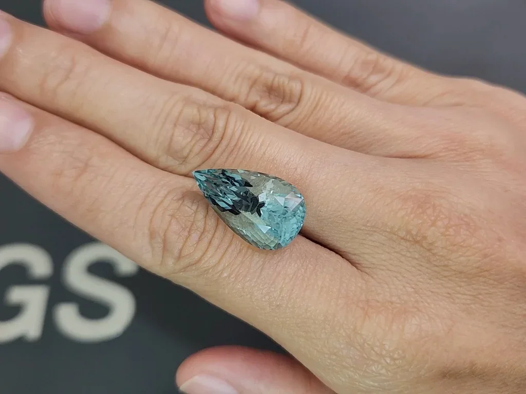 Aigue-marine taille poire 12,16 carats, Madagascar Image №2