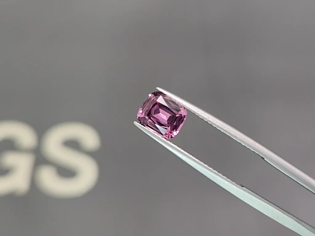 Satz rhodolith-granate im kissenschliff 5,32 karat, Tansania Image №3