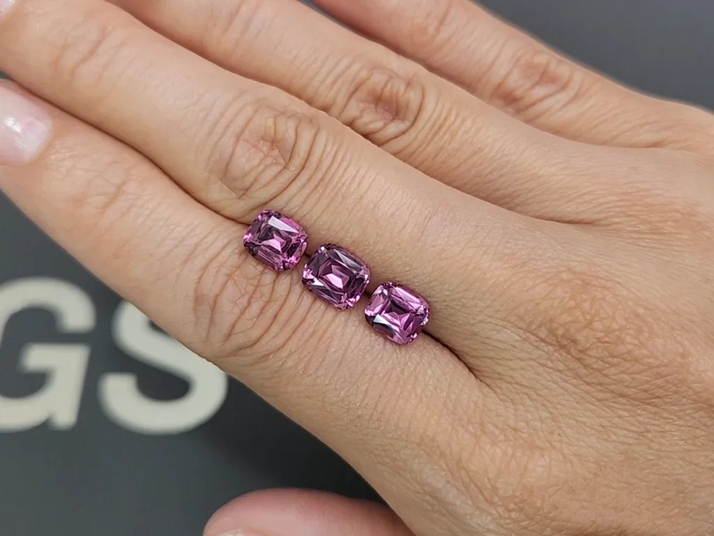 Satz rhodolith-granate im kissenschliff 5,32 karat, Tansania Image №2