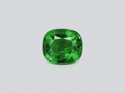 Granate tsavorita de corte cojín verde neón de 3,01 carats, de Tanzania photo