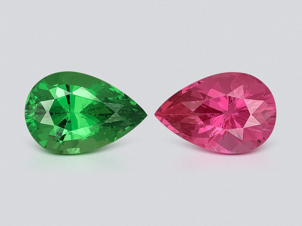 Contrasting pair of Vibrant Green tsavorite and Vibrant Pink spinel pear cut 3.07 carats, Tanzania Image №1