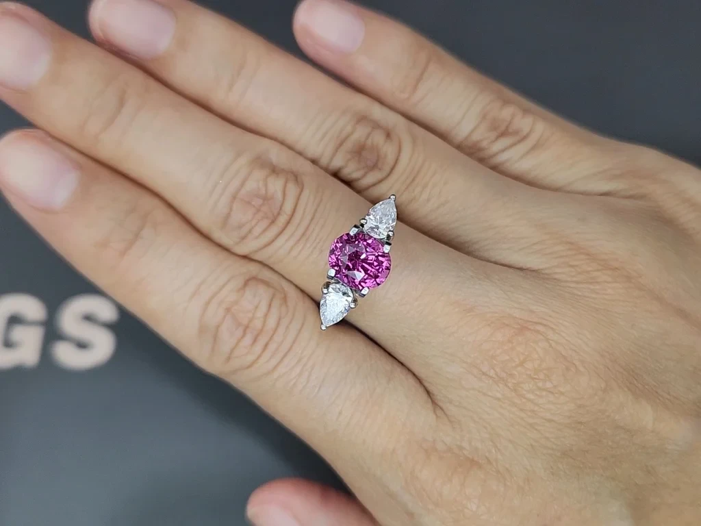Saphir rose taille coussin de 3,04 carats, Sri Lanka Image №5