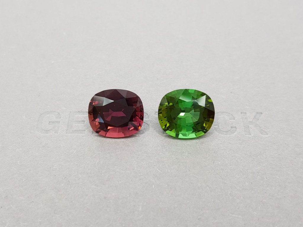 Contrasting pair of 11.56 ct tourmalines Image №1