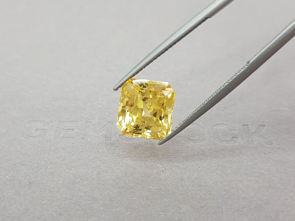 Unheated bright yellow radiant cut sapphire 7.98 ct, Sri Lanka Image №4