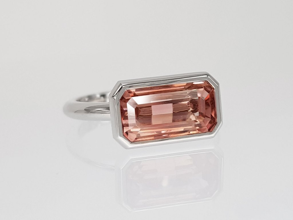 Ring with orange-pink tourmaline 3.56 carats in 18-carat white gold Image №2