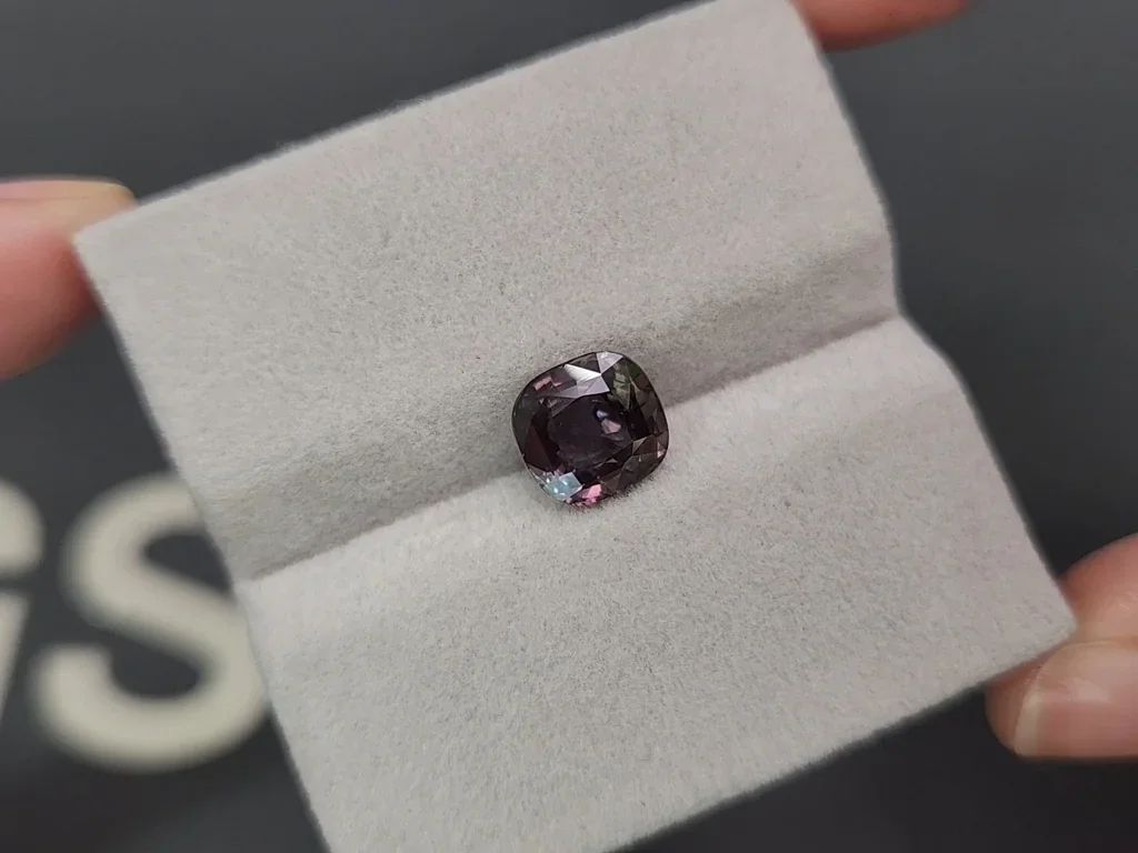 Alexandrite à changement de couleur, taille coussin, 2,54 carats, Tanzanie Image №6