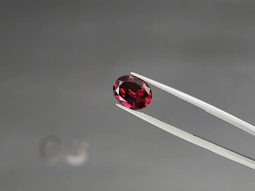 Ensemble de grenats rhodolites de taille ovale 9,37 carats, Madagascar Image №3