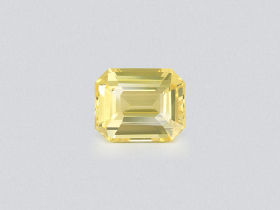 Unbehandelter gelber saphir im oktagon-schliff, 1,54 karat, Sri Lanka photo
