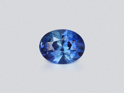 Unheated blue sapphire oval cut  1.65 carats, Sri Lanka photo