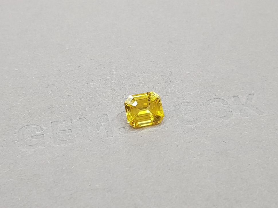 Yellow sapphire, 2.02 carats, Sri Lanka Image №2