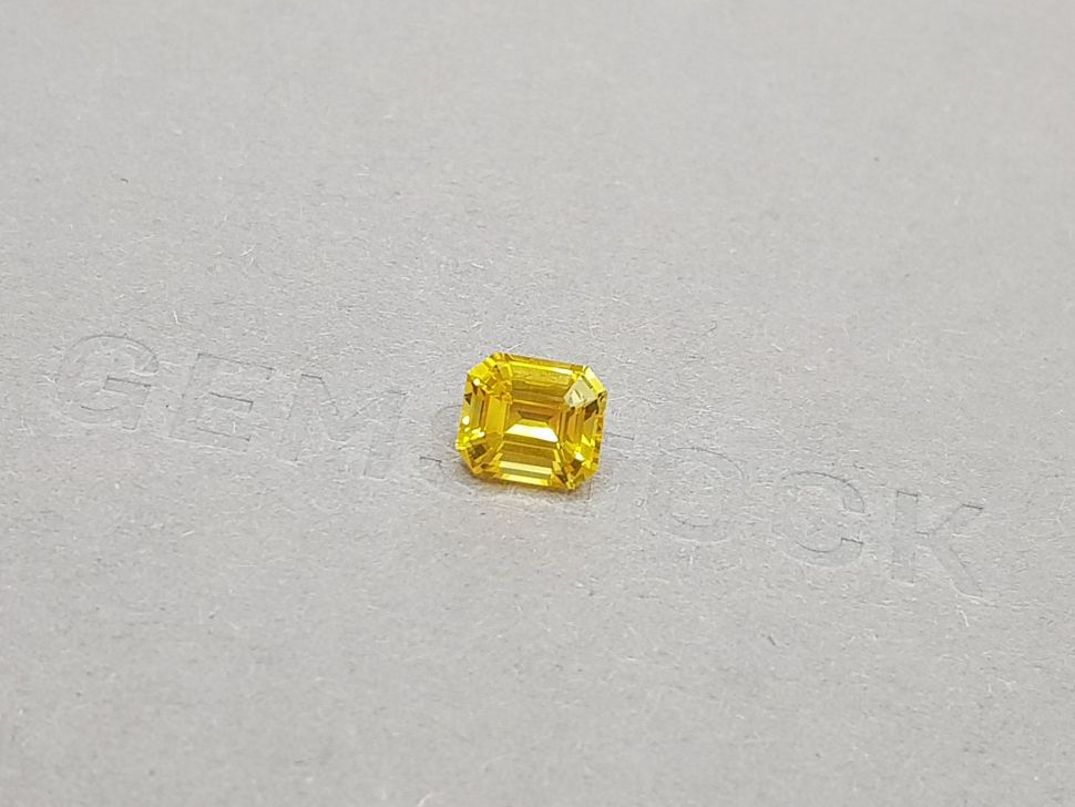 Yellow sapphire, 2.02 carats, Sri Lanka Image №3