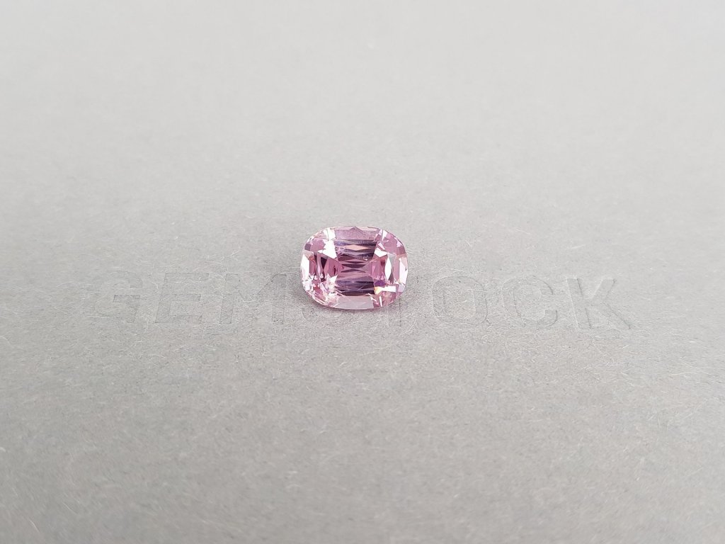 Pink cushion cut spinel 3.50 carats, Sri Lanka Image №1