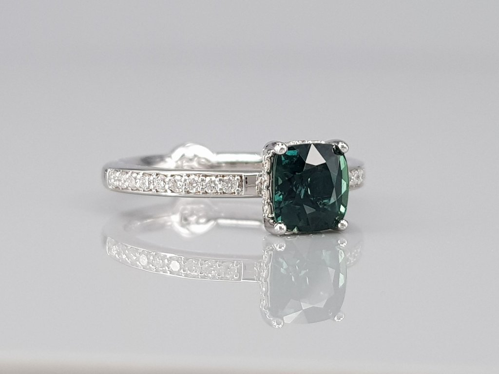 Ring with untreated Teal sapphire 1.40 ct in 18K white gold Image №3