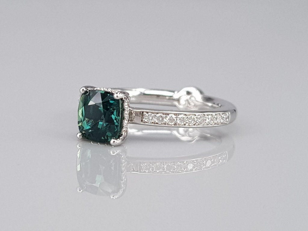 Ring with untreated Teal sapphire 1.40 ct in 18K white gold Image №4