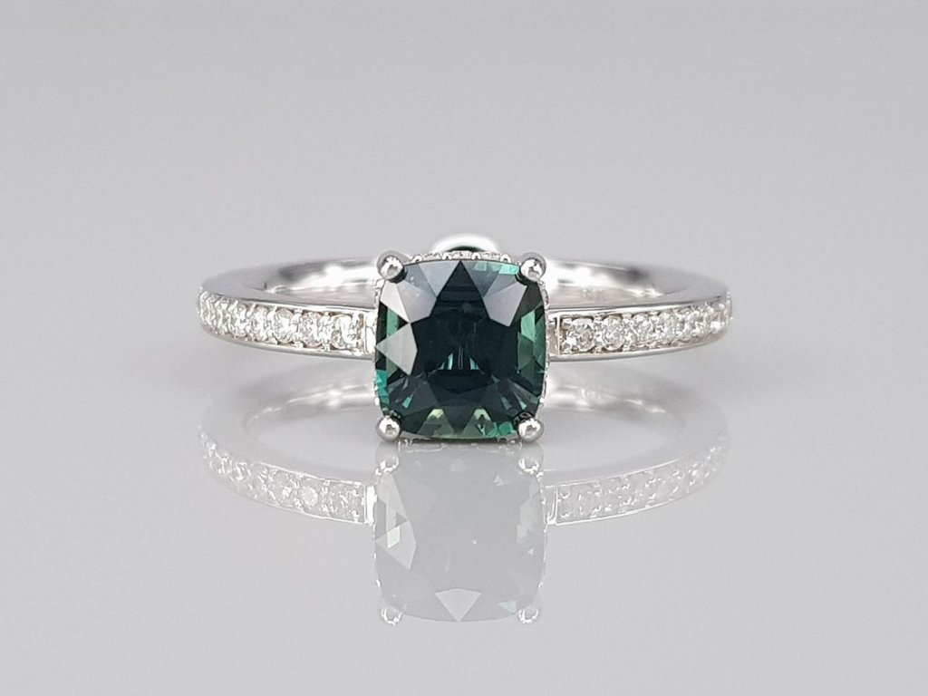 Ring with untreated Teal sapphire 1.40 ct in 18K white gold Image №1