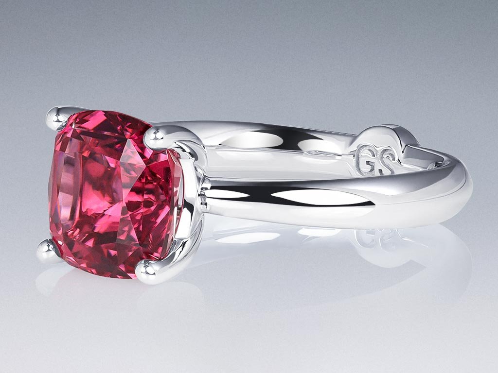 Bague avec riche rubellite rose 2,95 carats en or blanc 18 carats Image №3