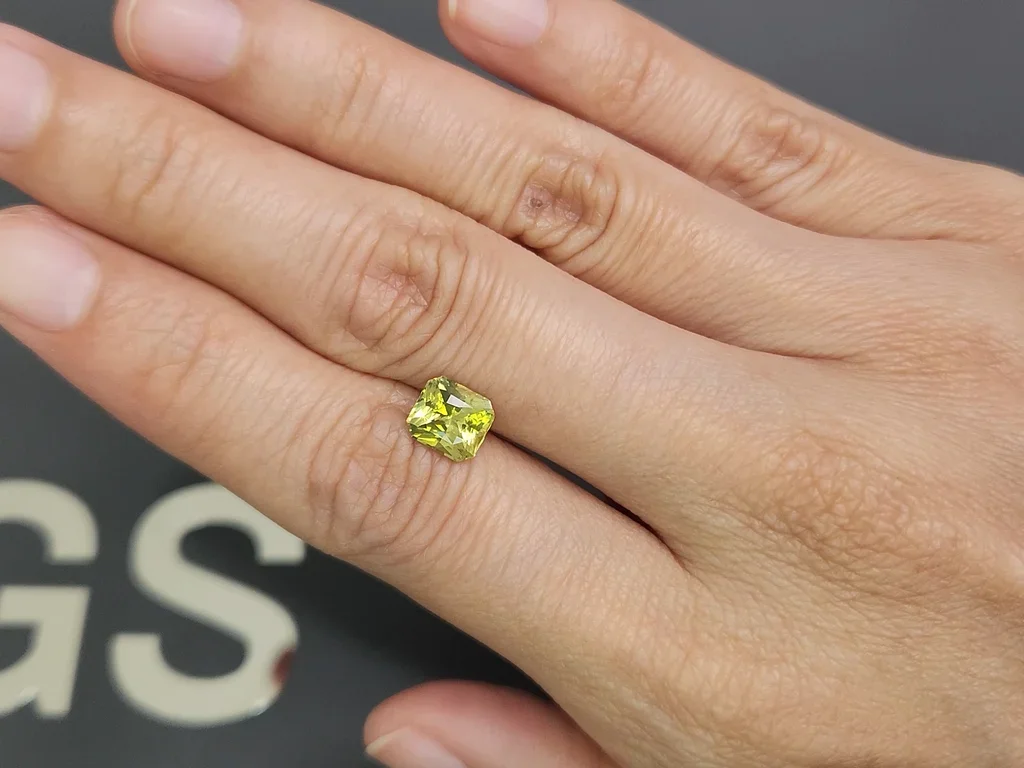Chrysobéryl taille radiant 1,72 carats, Sri Lanka Image №2