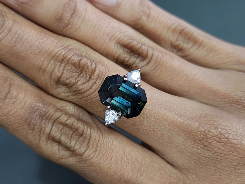 Unheated sapphire Teal octagon cut 9.01 carats, Sri Lanka Image №5