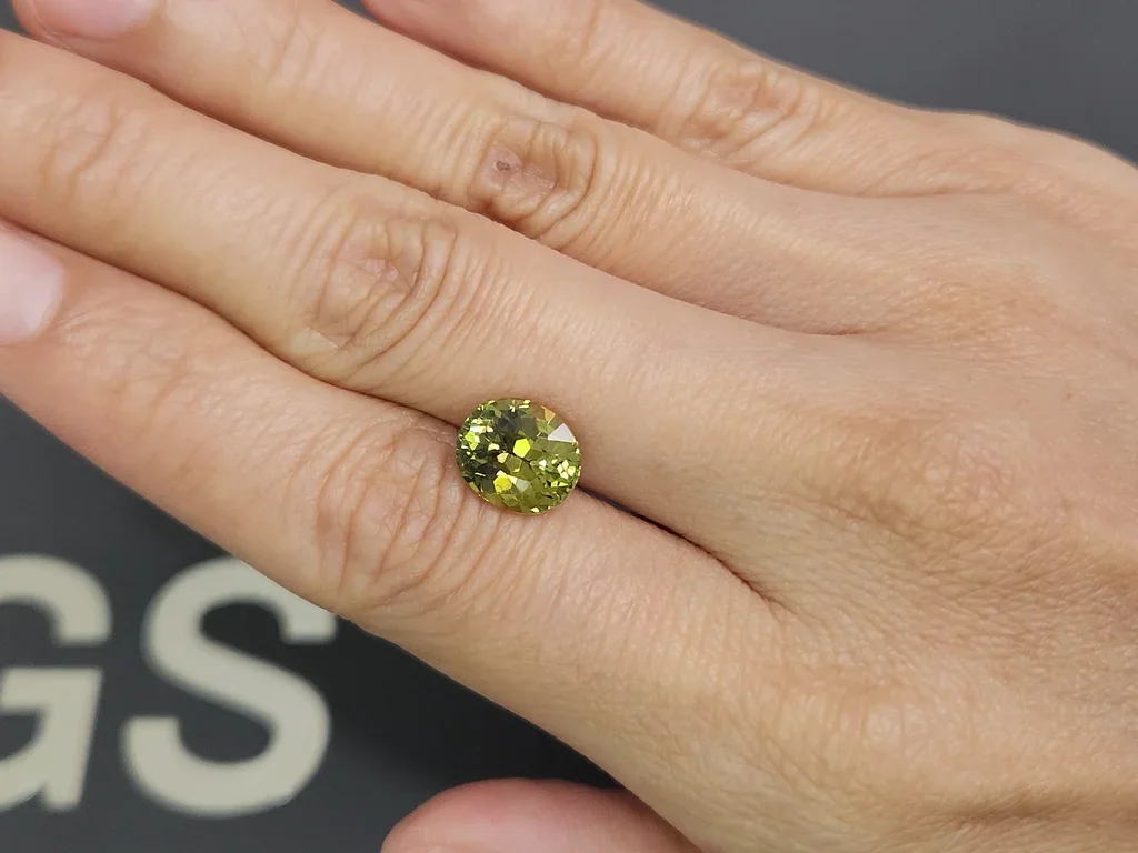 Chrysoberyll im ovalschliff 3,67 carats, Sri Lanka   Image №2