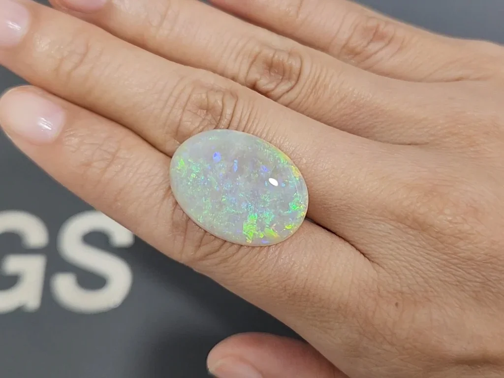 Ópalo grande de talla ovalada de 14,60 quilates, Etiopía Image №2