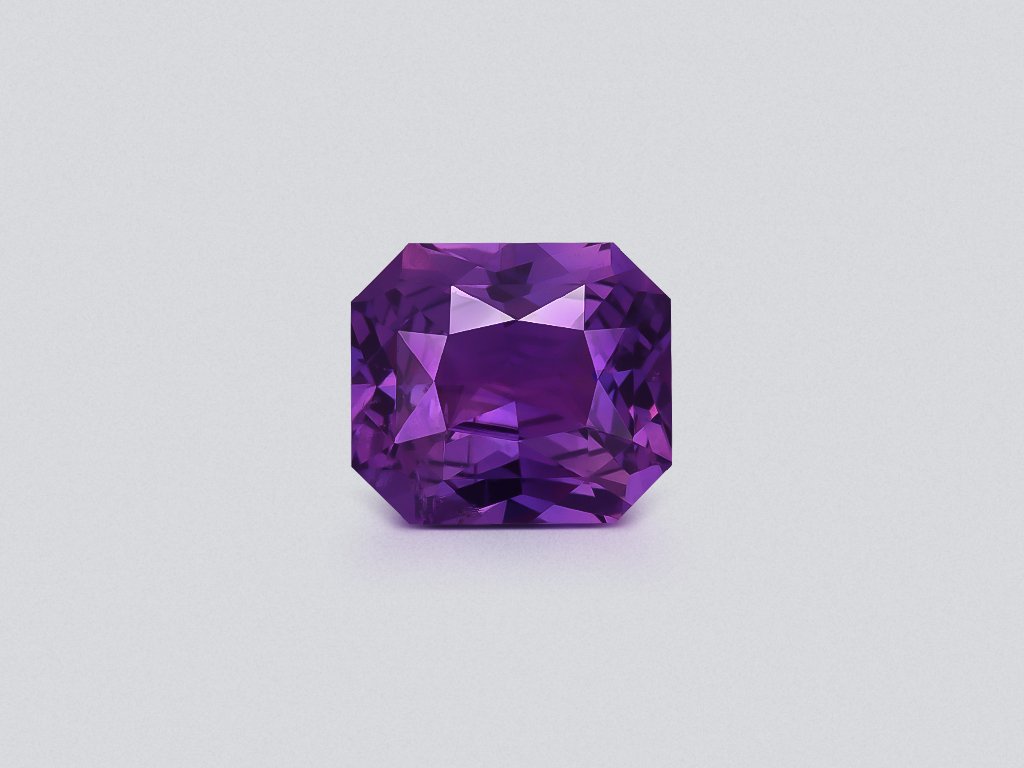 Zafiro púrpura de talla radiante sin calentar de 3,51 carats, Sri Lanka Image №1