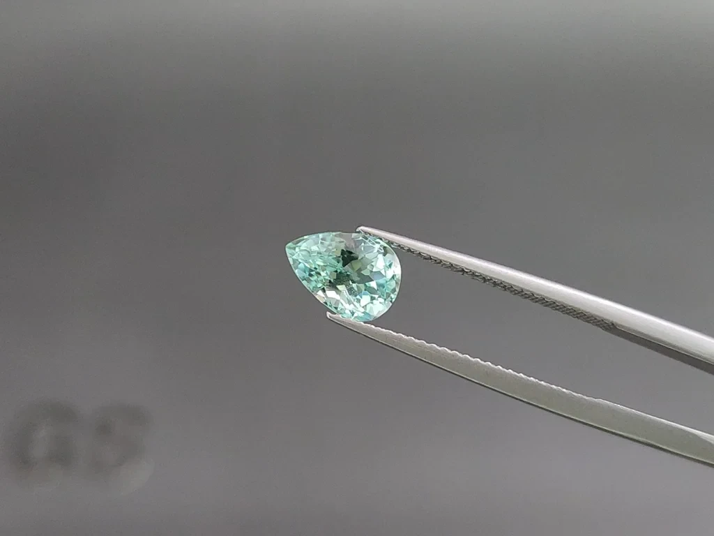 Tourmaline Paraiba taille poire 1,58 carats, Mozambique Image №3