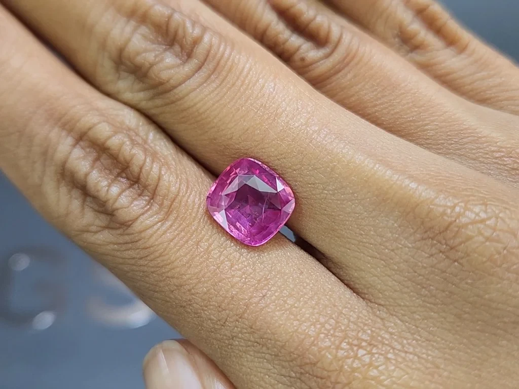 Saphir rose non chauffé taille coussin 5,02 carats, Sri Lanka Image №2