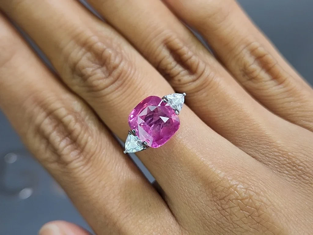Saphir rose non chauffé taille coussin 5,02 carats, Sri Lanka Image №5