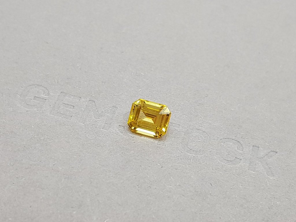 Yellow sapphire 2.01 ct, Sri Lanka Image №3