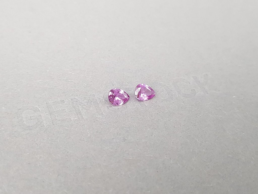 Pair of unheated pink sapphires pear cut  0.75 ct, Madagascar Image №2
